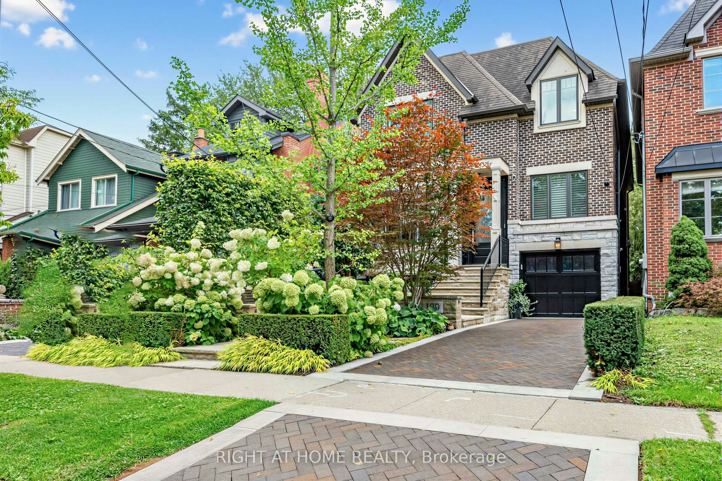 189 Stibbard Avenue, Toronto, ON, M4P 2C4