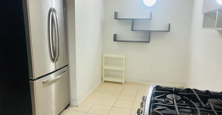 BSMT APT-3 Tinder Crescent, Toronto, ON, M4A 1L2 - 4