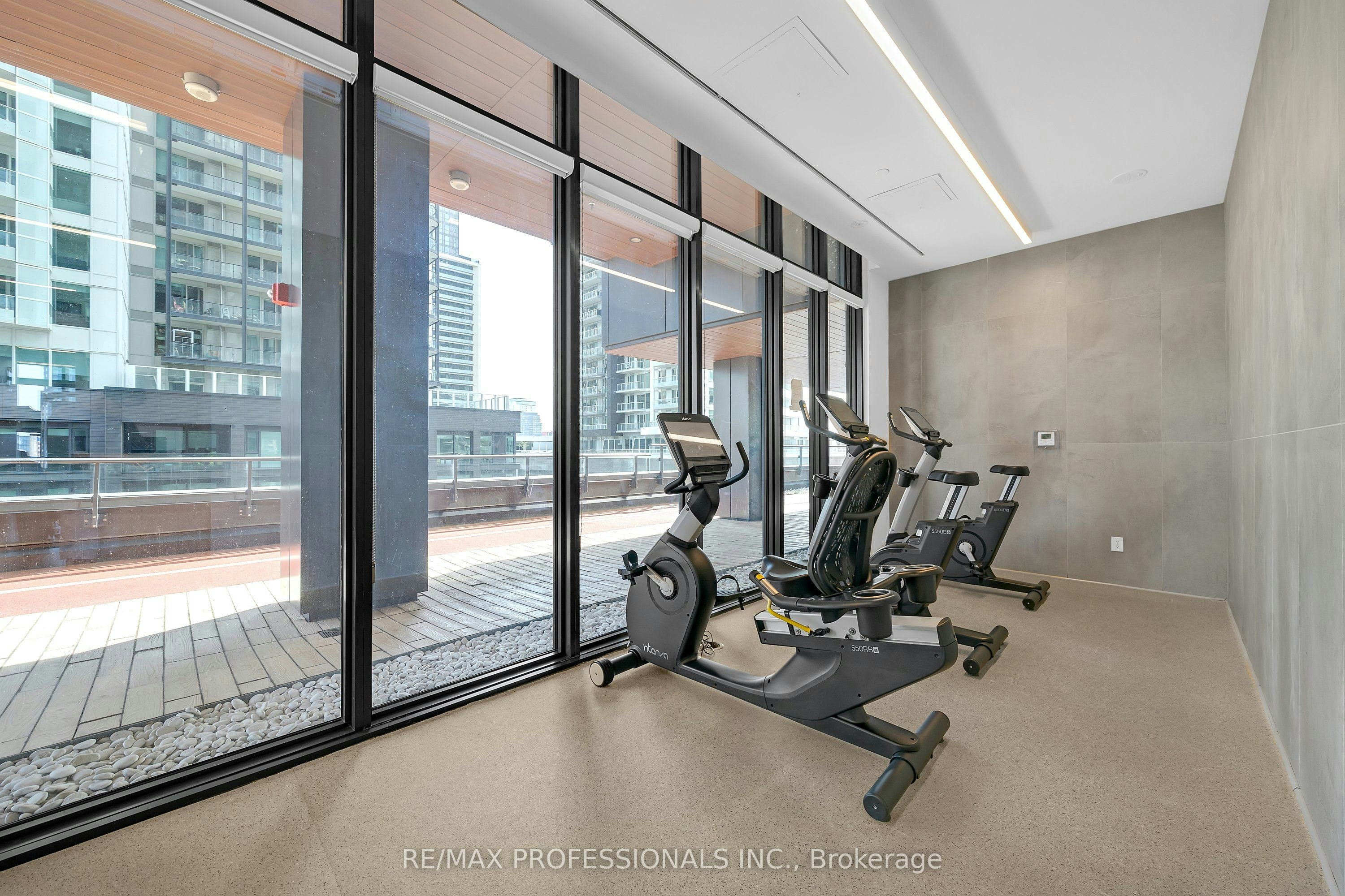 311-19 Western Battery Road, Toronto, ON, M6K 3S4 - 21