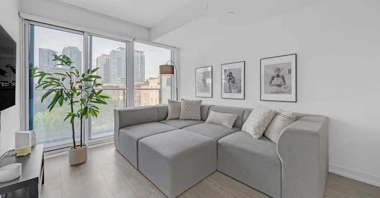 311-19 Western Battery Road, Toronto, ON, M6K 3S4 - 5