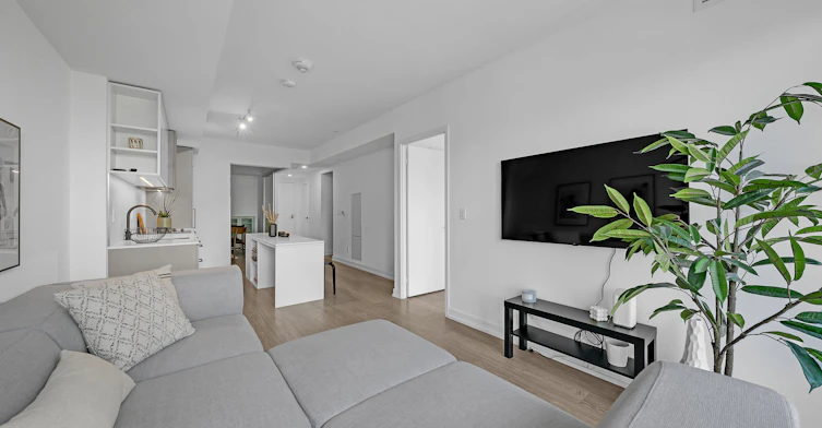 311-19 Western Battery Road, Toronto, ON, M6K 3S4 - 4
