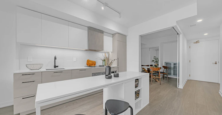 311-19 Western Battery Road, Toronto, ON, M6K 3S4 - 31