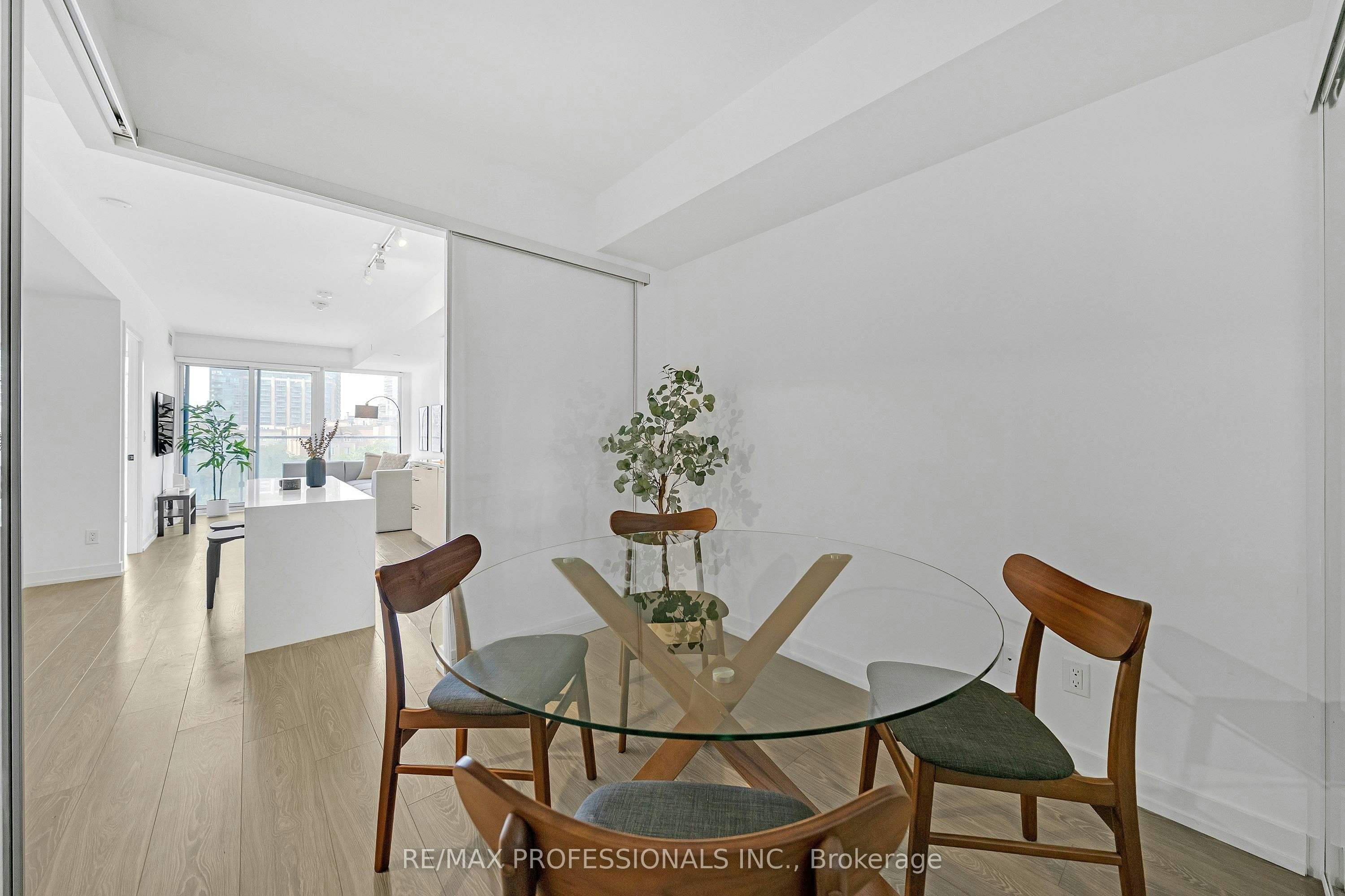 311-19 Western Battery Road, Toronto, ON, M6K 3S4 - 6