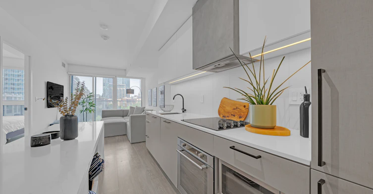 311-19 Western Battery Road, Toronto, ON, M6K 3S4 - 3