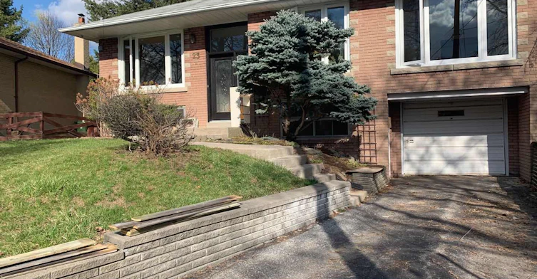 23 Chase Road, Toronto, ON, M2J 2S1