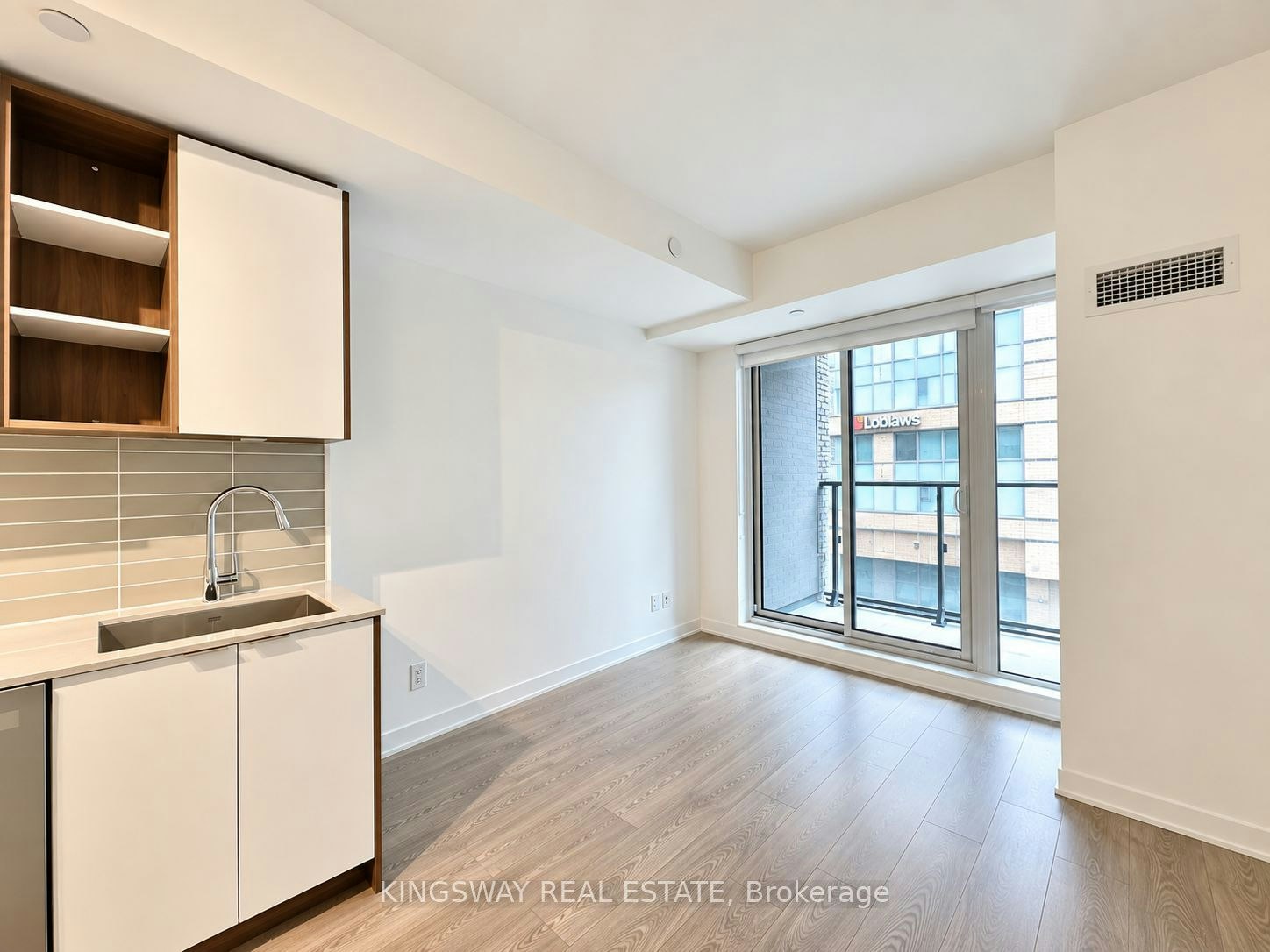 304-543 Richmond Street W, Toronto, ON, M5V 1Y6 - 3