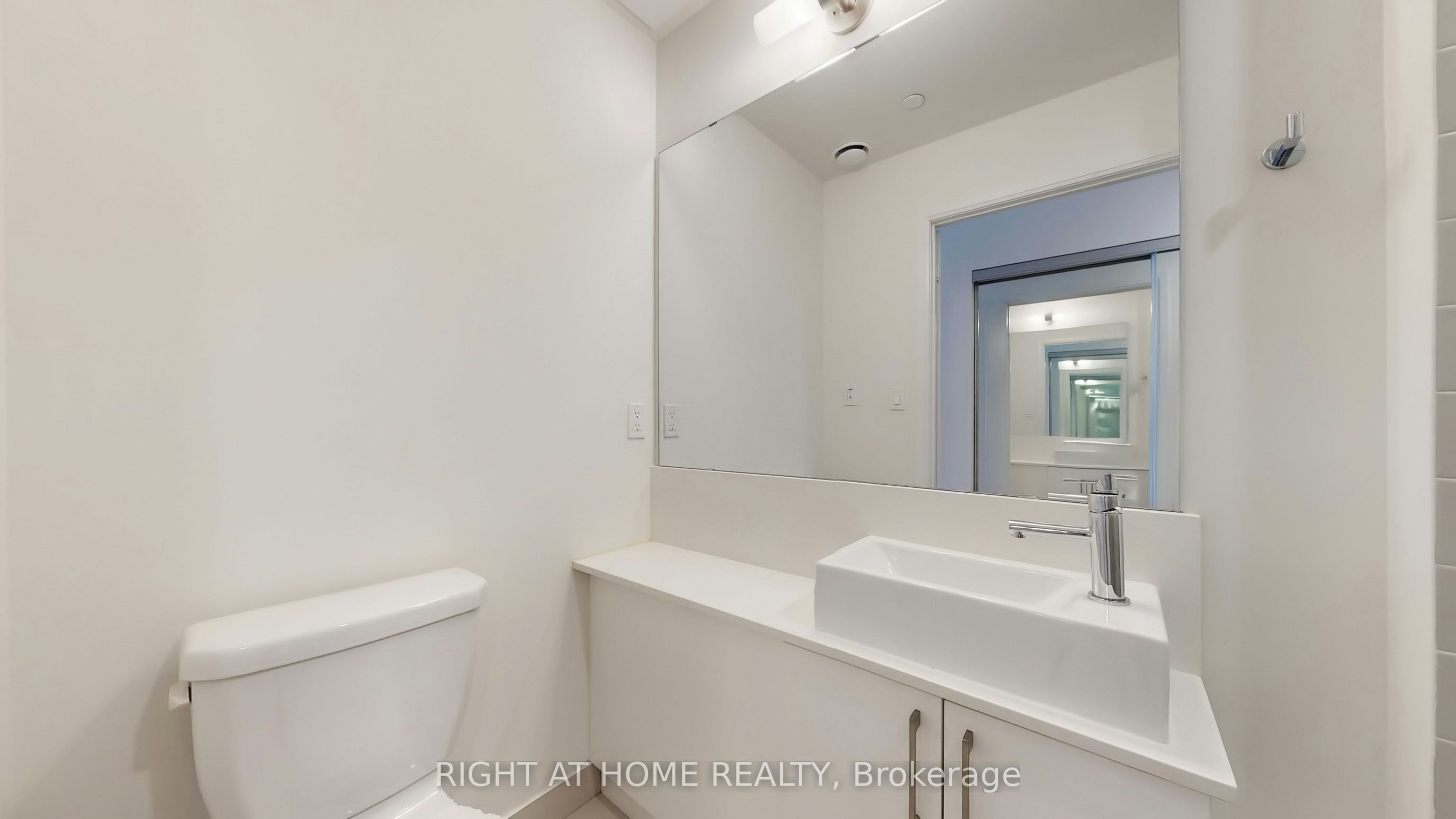 909-576 Front Street W, Toronto, ON, M5V 1C1 - 18