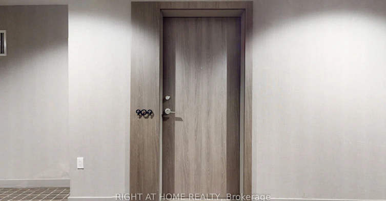909-576 Front Street W, Toronto, ON, M5V 1C1 - 4