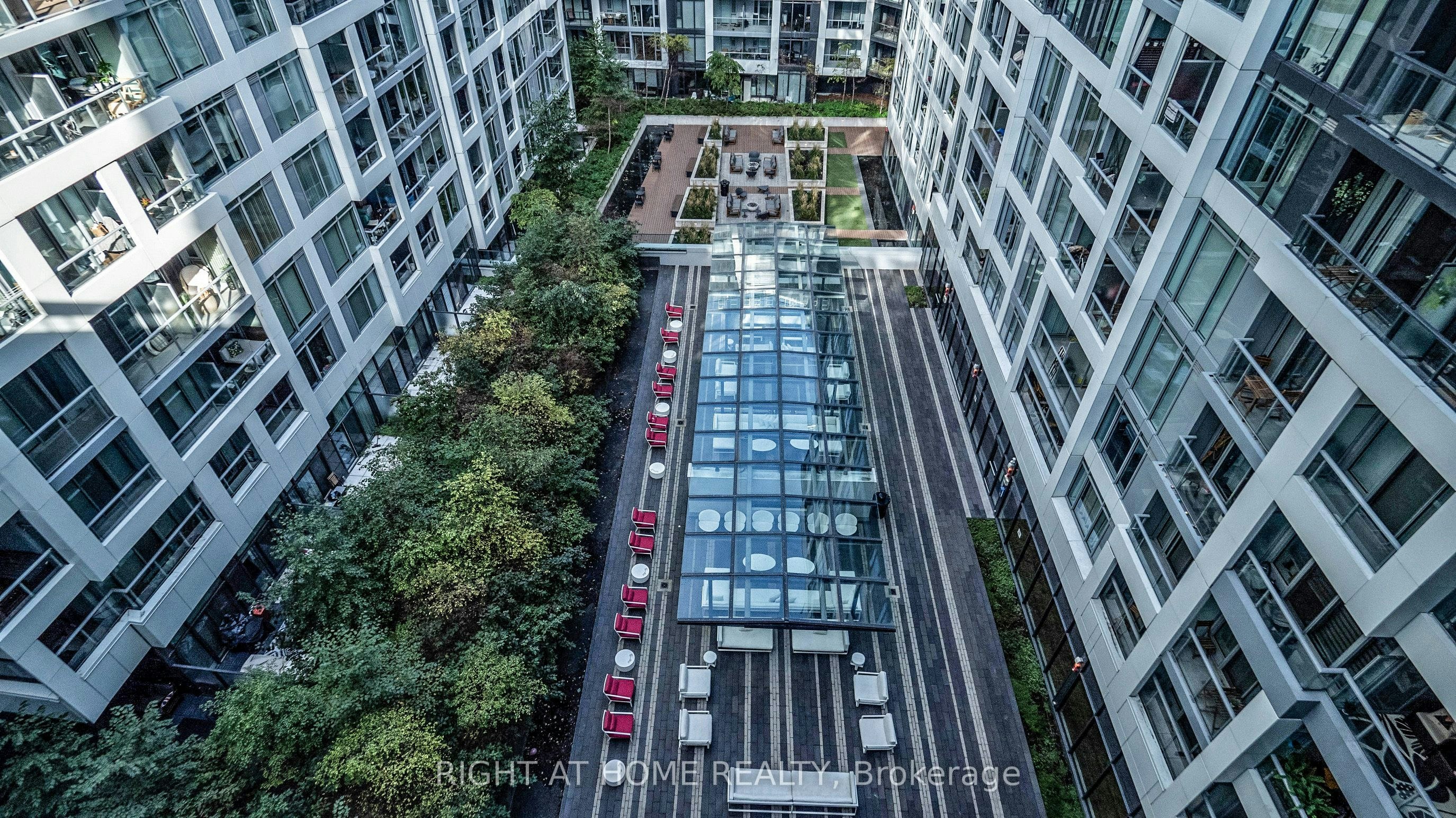 909-576 Front Street W, Toronto, ON, M5V 1C1 - 39