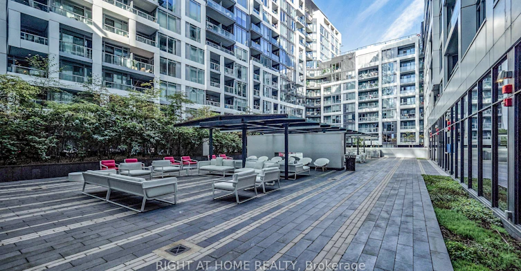 909-576 Front Street W, Toronto, ON, M5V 1C1 - 38