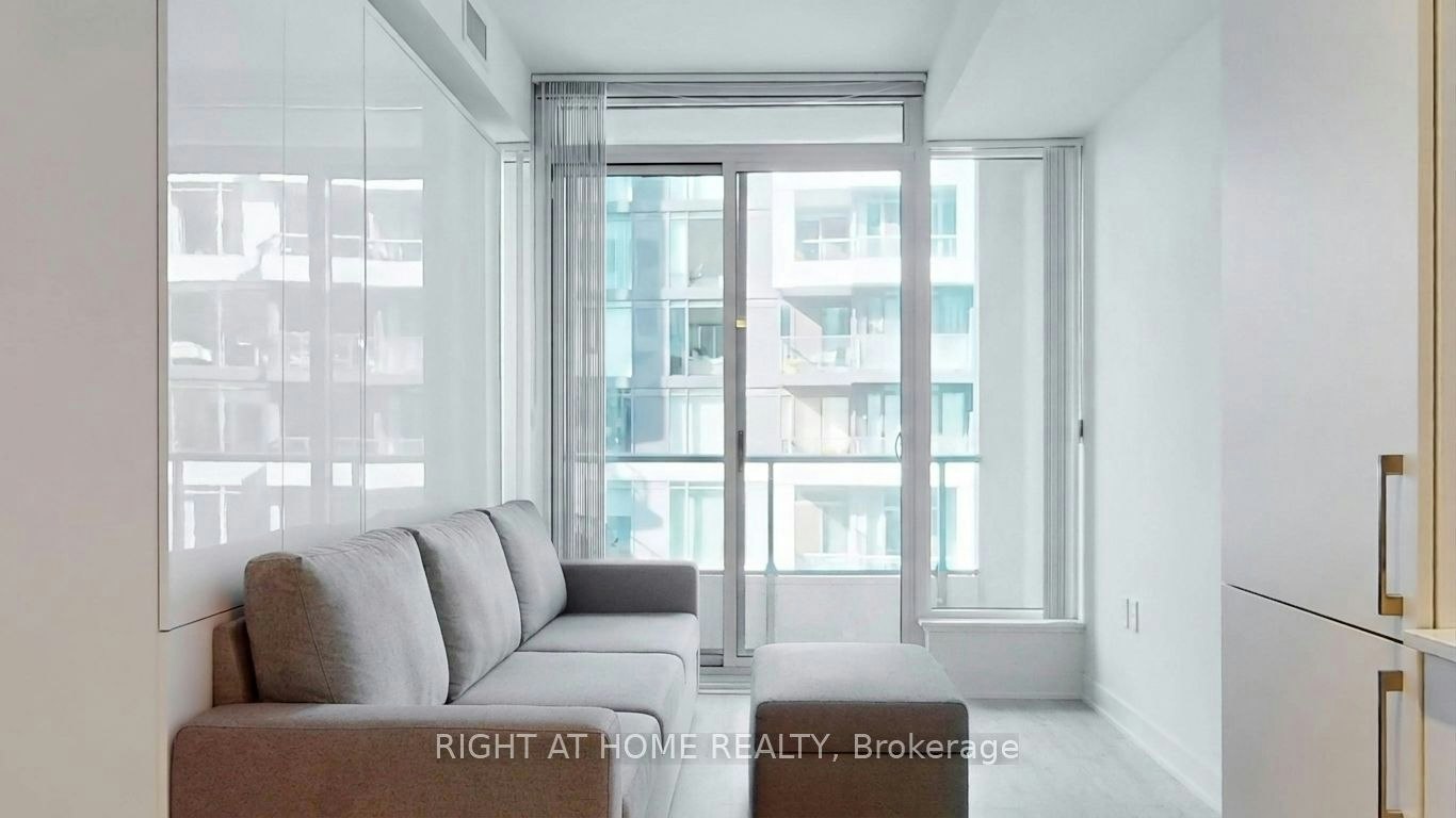 909-576 Front Street W, Toronto, ON, M5V 1C1 - 5