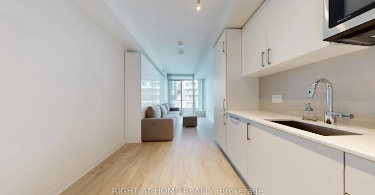 909-576 Front Street W, Toronto, ON, M5V 1C1 - 16