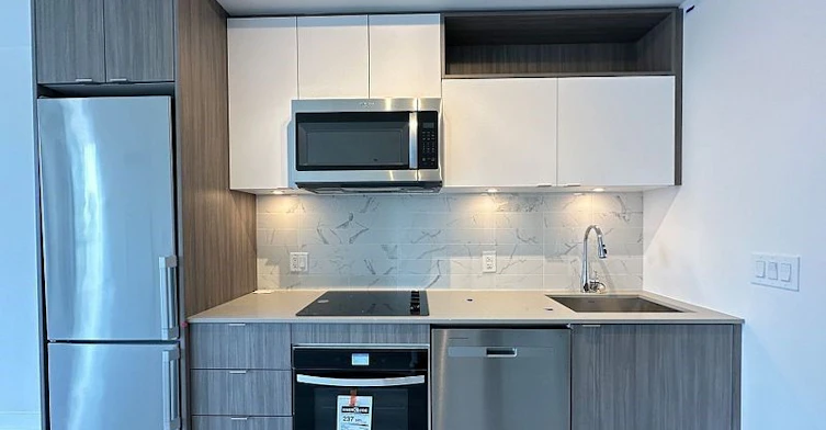 1465 W-135 Lower Sherbourne Street, Toronto, ON, M5A 1Y4