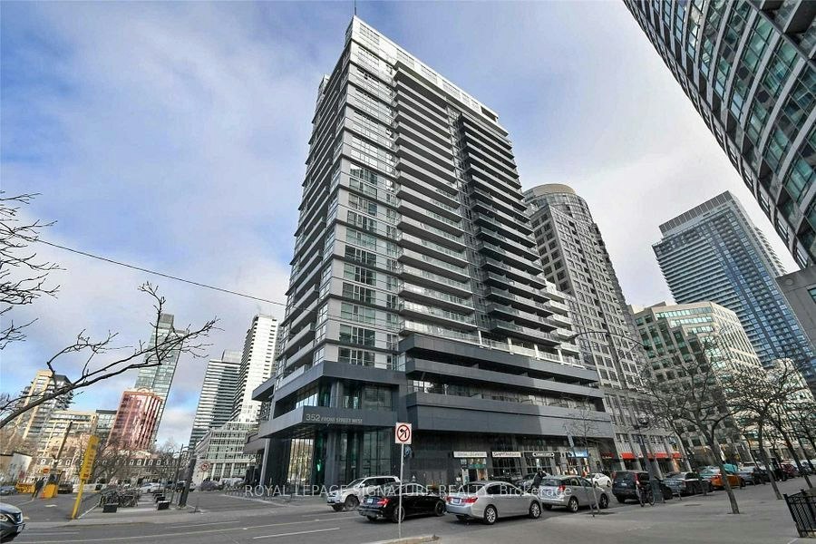 1813-352 Front Street W, Toronto, ON, M5V 0K3