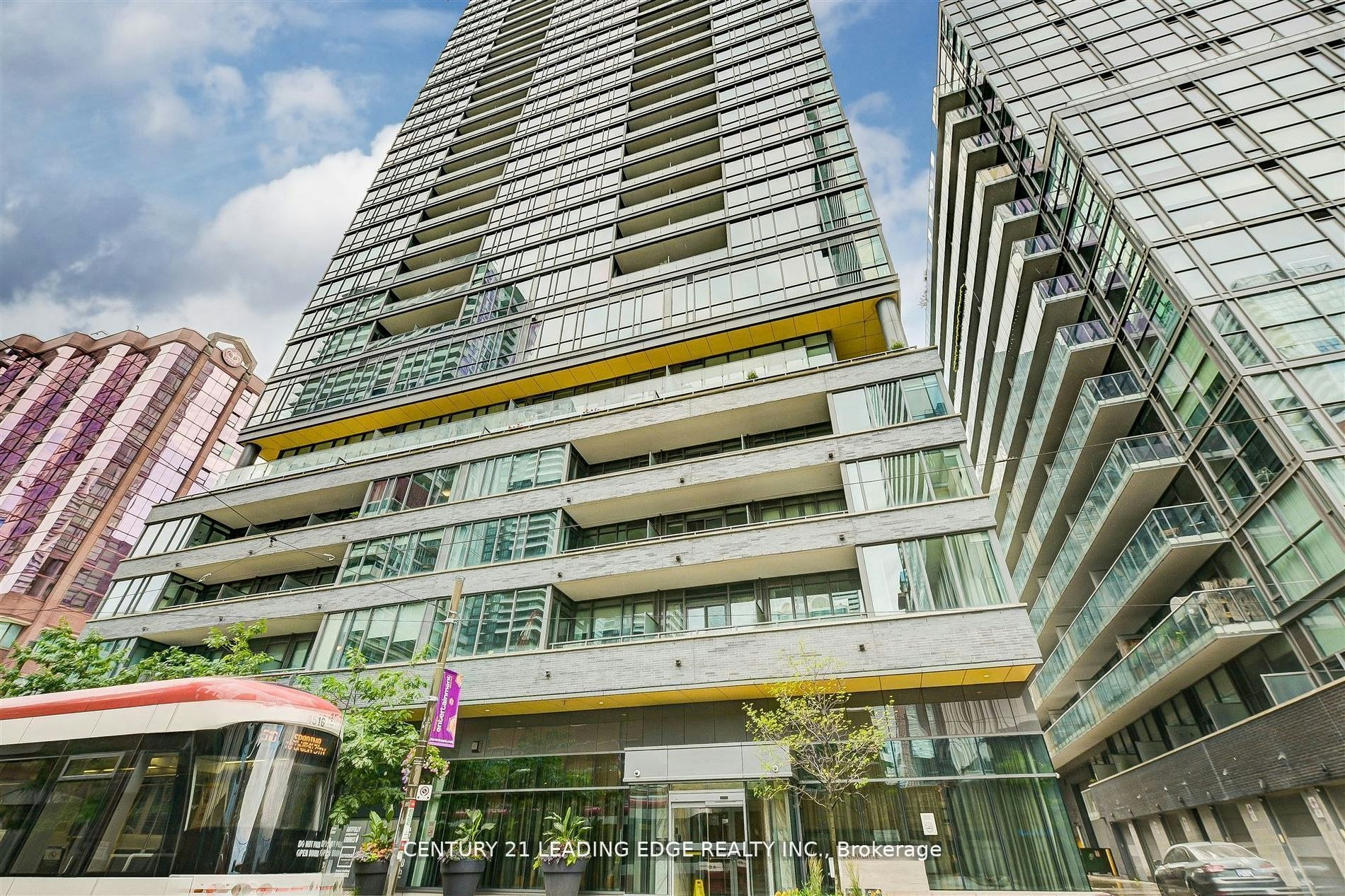 405-8 Charlotte Street, Toronto, ON, M5V 0K4