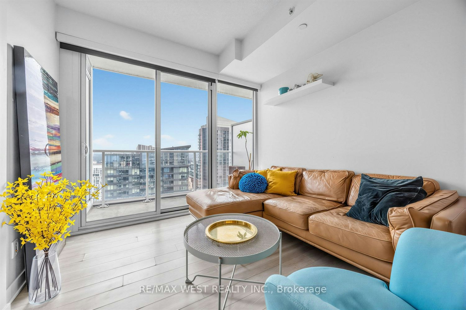 3806-17 Bathurst Street, Toronto, ON, M5V 1A5 - 8