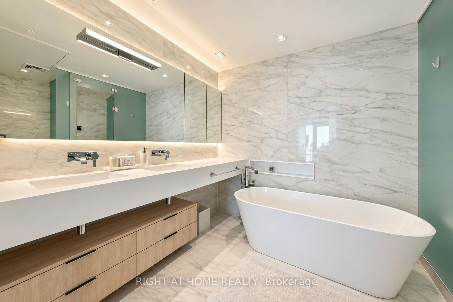 7304-1 Bloor East Street E, Toronto, ON, M4Y 2Z1 - 24