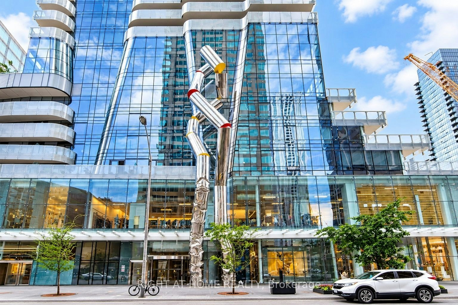 7304-1 Bloor East Street E, Toronto, ON, M4Y 2Z1 - 2