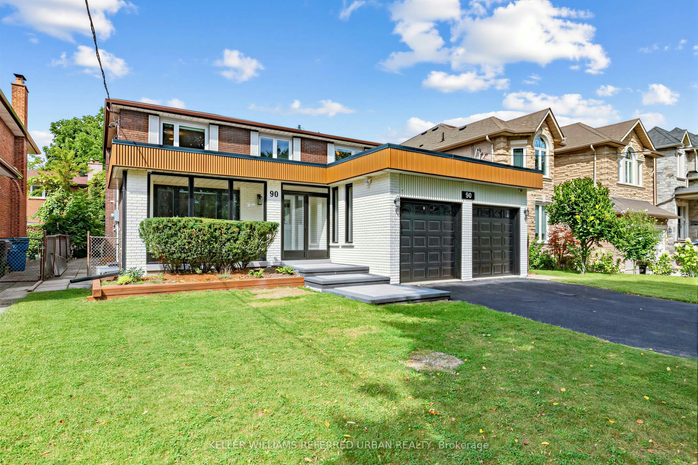 90 Holmes Avenue, Toronto, ON, M2N 4M4