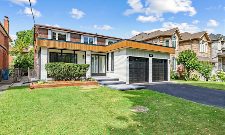 90 Holmes Avenue