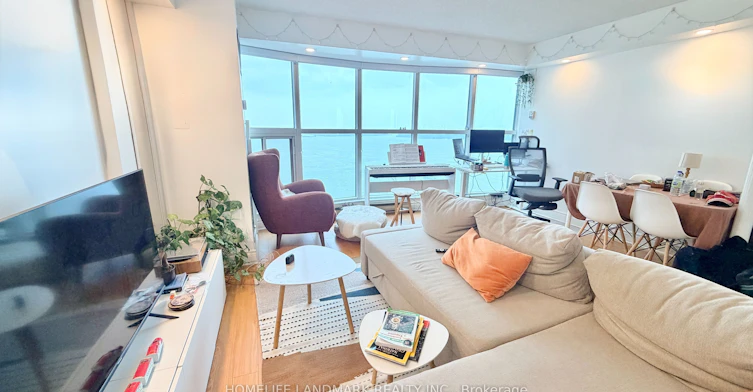 2405-99 Harbour Square, Toronto, ON, M5J 2H2 - 2