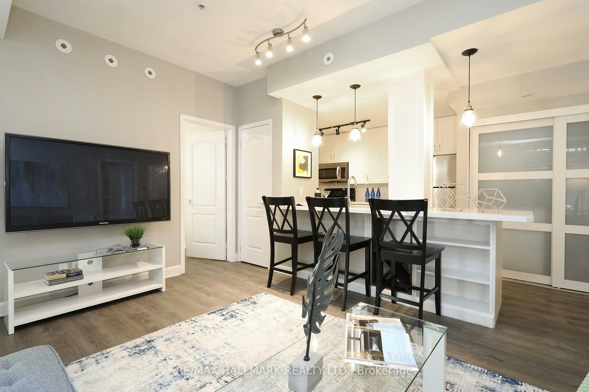 Th 10-78 Carr Street, Toronto, ON, M5T 1B7 - 10