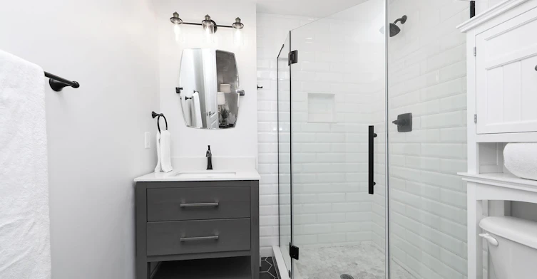 Th 10-78 Carr Street, Toronto, ON, M5T 1B7 - 17