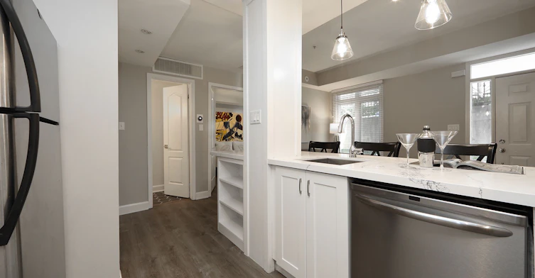 Th 10-78 Carr Street, Toronto, ON, M5T 1B7 - 15