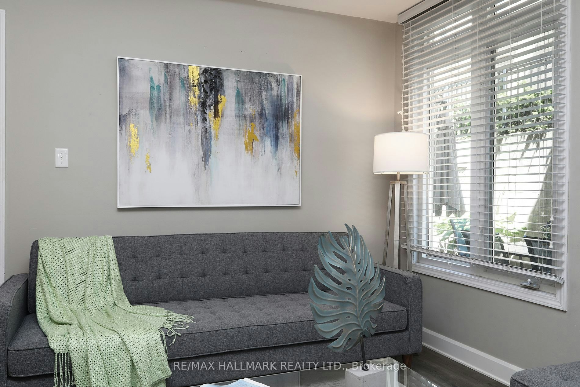 Th 10-78 Carr Street, Toronto, ON, M5T 1B7 - 9