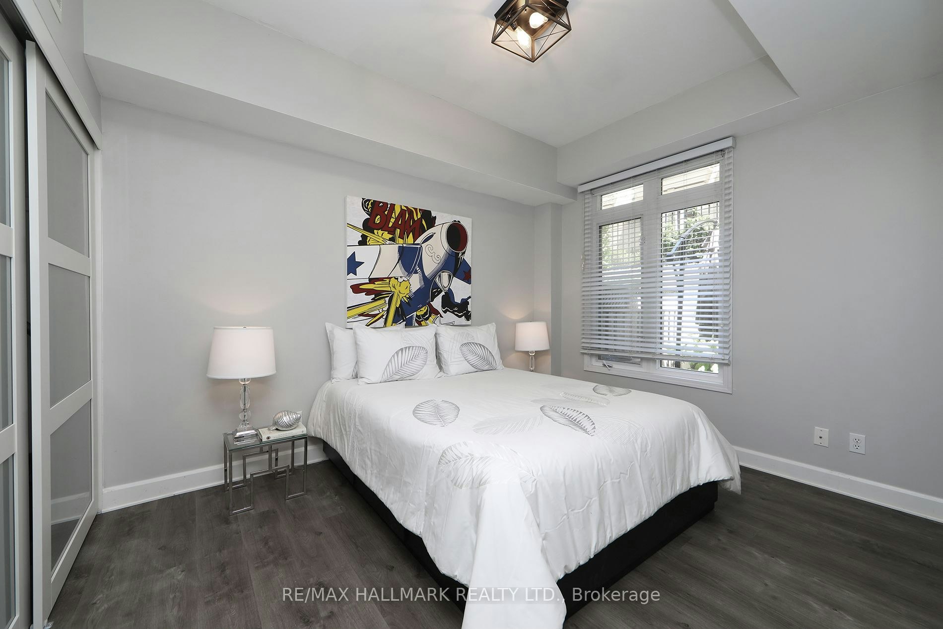 Th 10-78 Carr Street, Toronto, ON, M5T 1B7 - 18