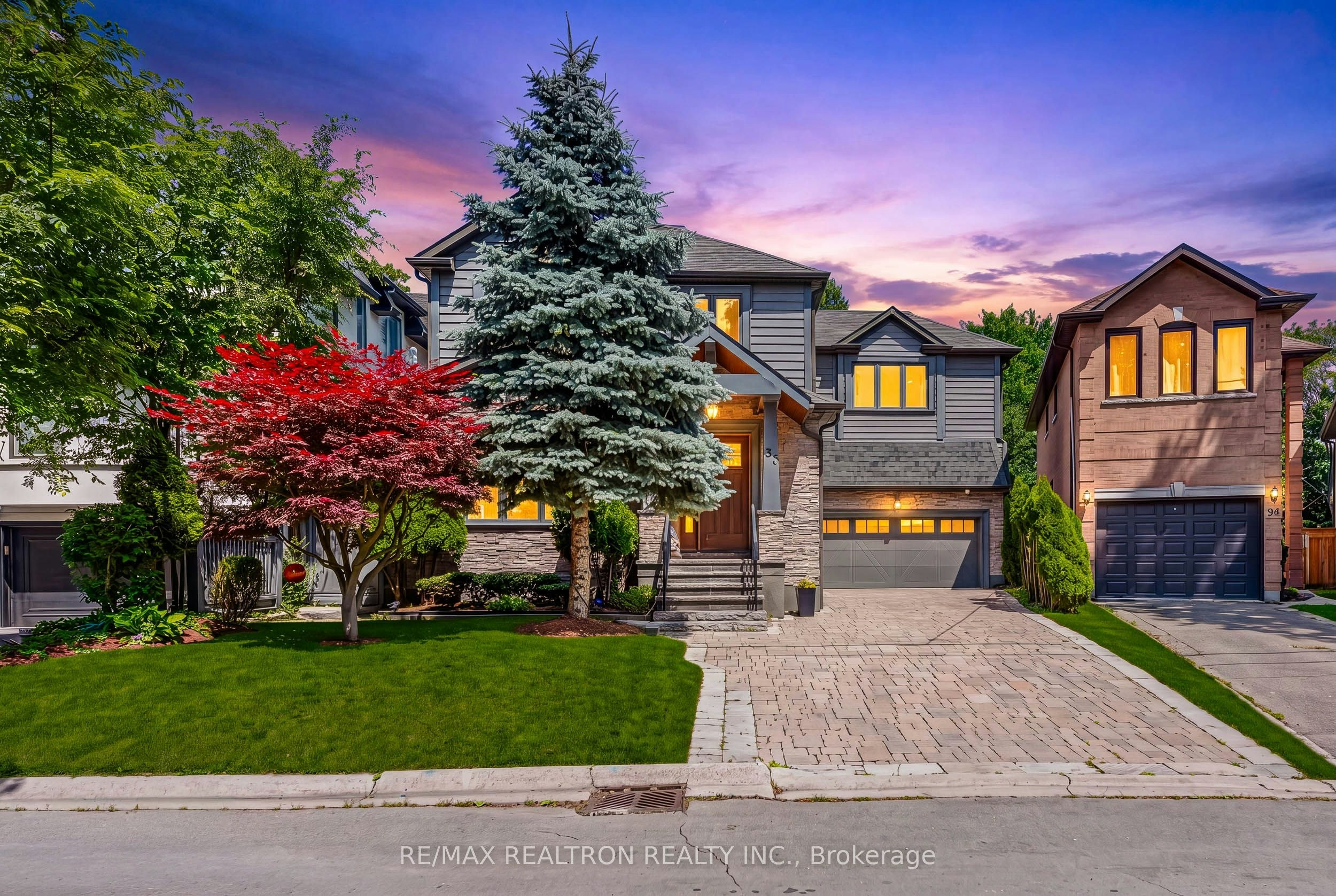 37 Stuart Crescent, Toronto, ON, M2N 1A6