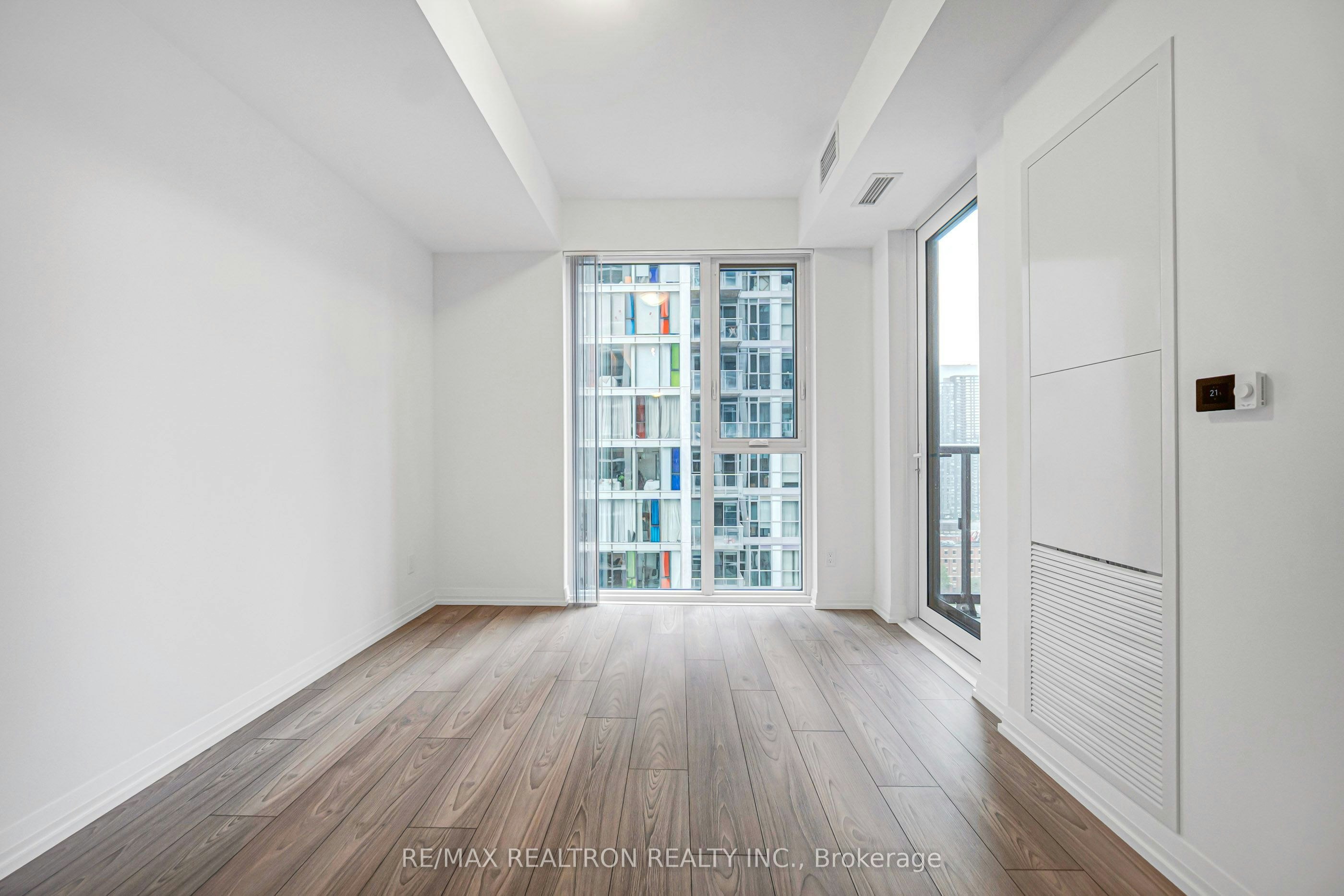 2212-400 King Street W, Toronto, ON, M5V 0X8 - 20