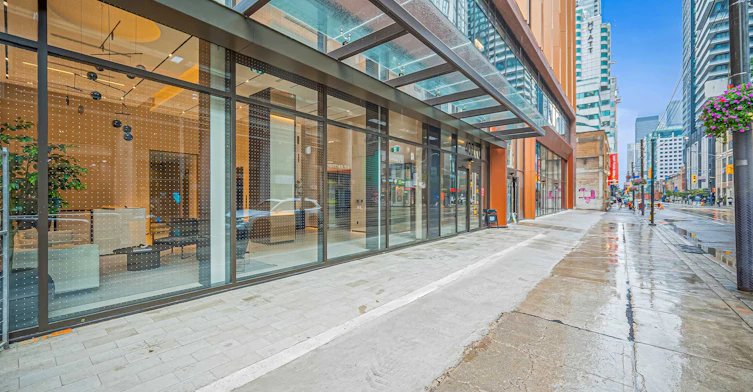 2212-400 King Street W, Toronto, ON, M5V 0X8 - 4