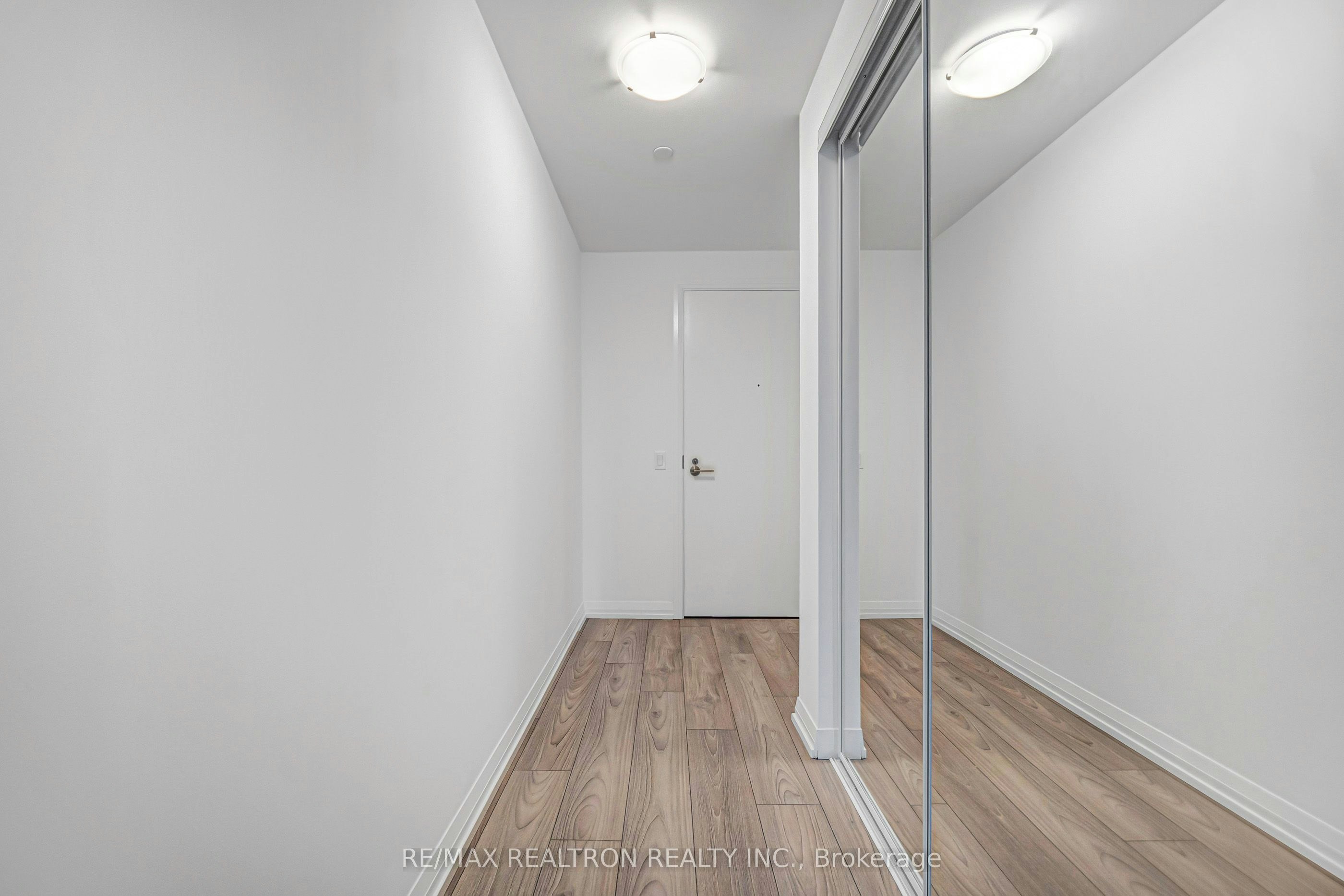 2212-400 King Street W, Toronto, ON, M5V 0X8 - 10