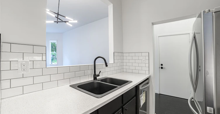 Main-103 Gloucester Street, Toronto, ON, M4Y 1M2 - 8