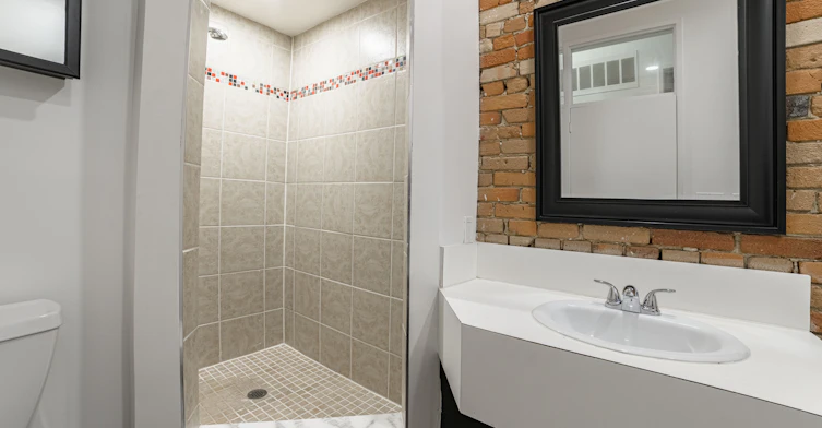 Main-103 Gloucester Street, Toronto, ON, M4Y 1M2 - 16