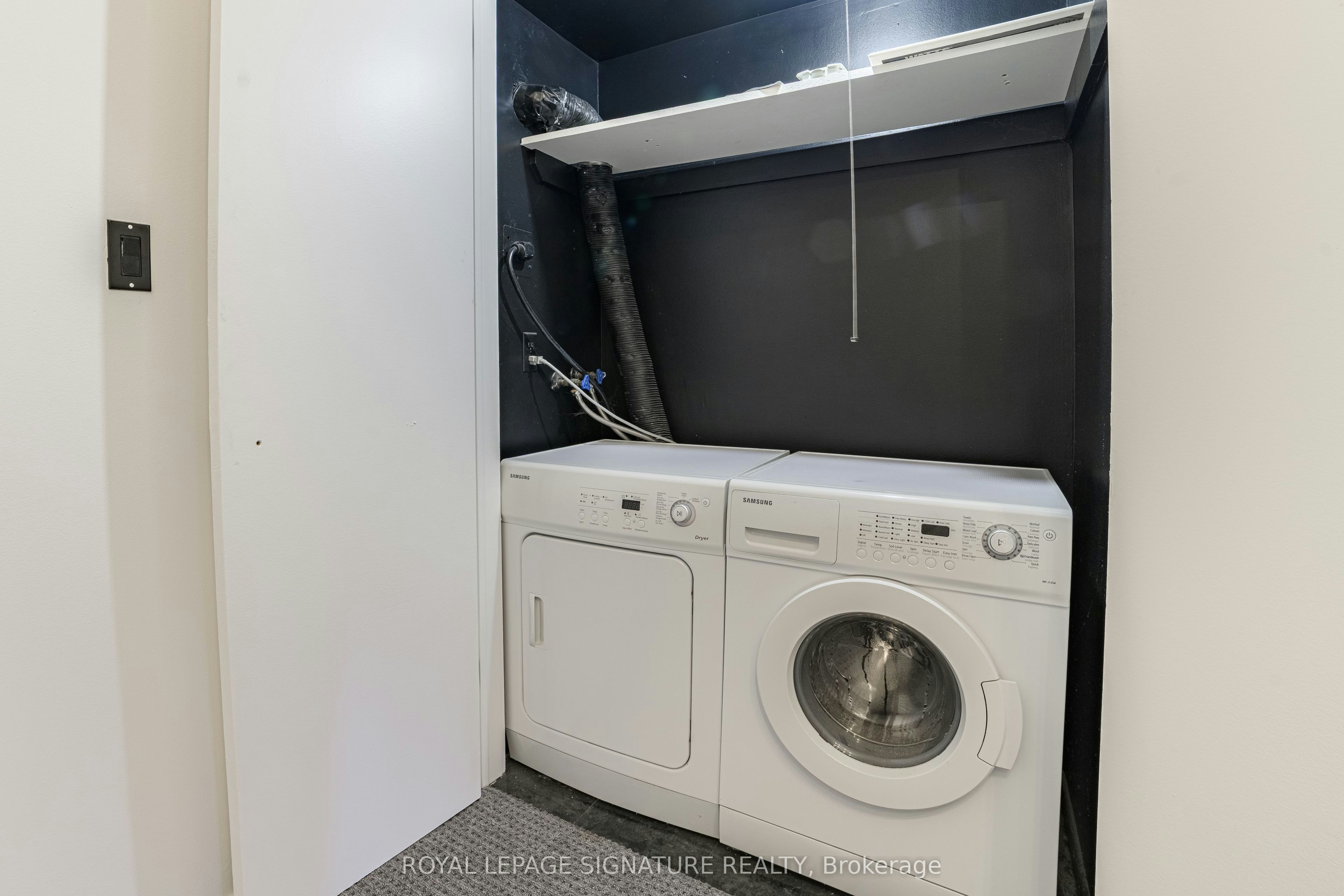 Main-103 Gloucester Street, Toronto, ON, M4Y 1M2 - 22