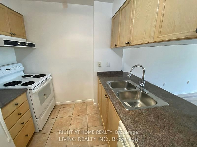 508-887 Bay Street, Toronto, ON, M5S 3K4 - 6