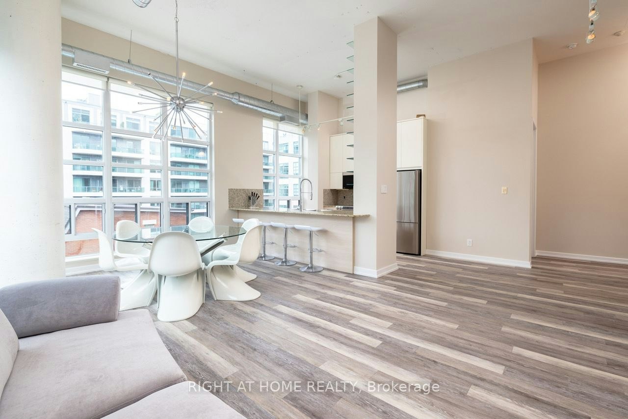 306-380 Macpherson Avenue, Toronto, ON, M4V 3E3 - 4