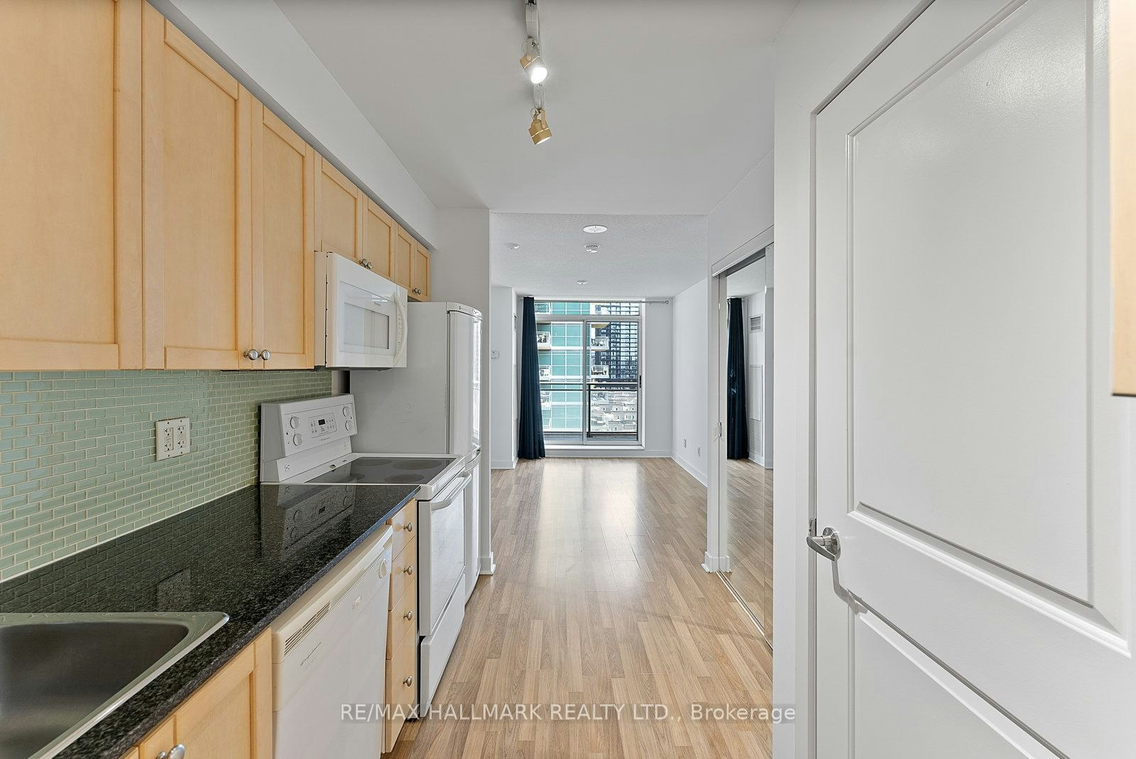902-50 Lynn Williams Street, Toronto, ON, M6K 3R9 - 17