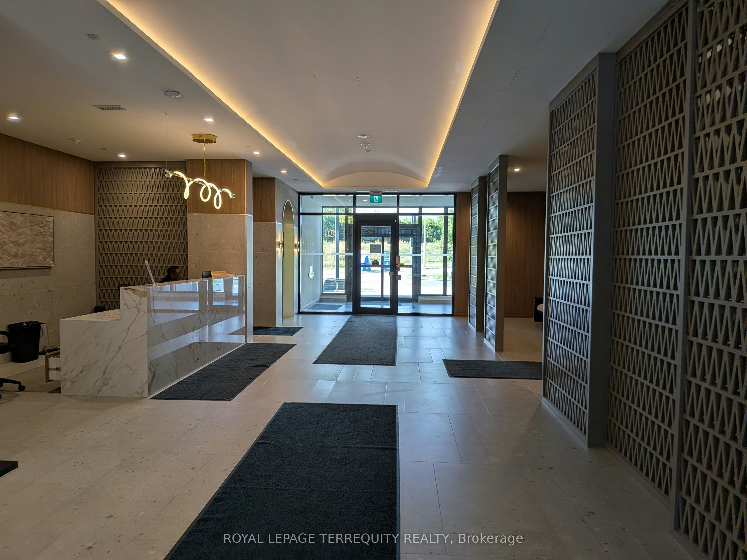521-1 Kyle Lowry Road, Toronto, ON, M3C 0C6 - 4