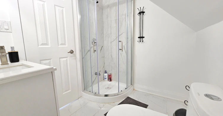 3rd Floor-344 Shaw Street, Toronto, ON, M6J 2X3 - 6
