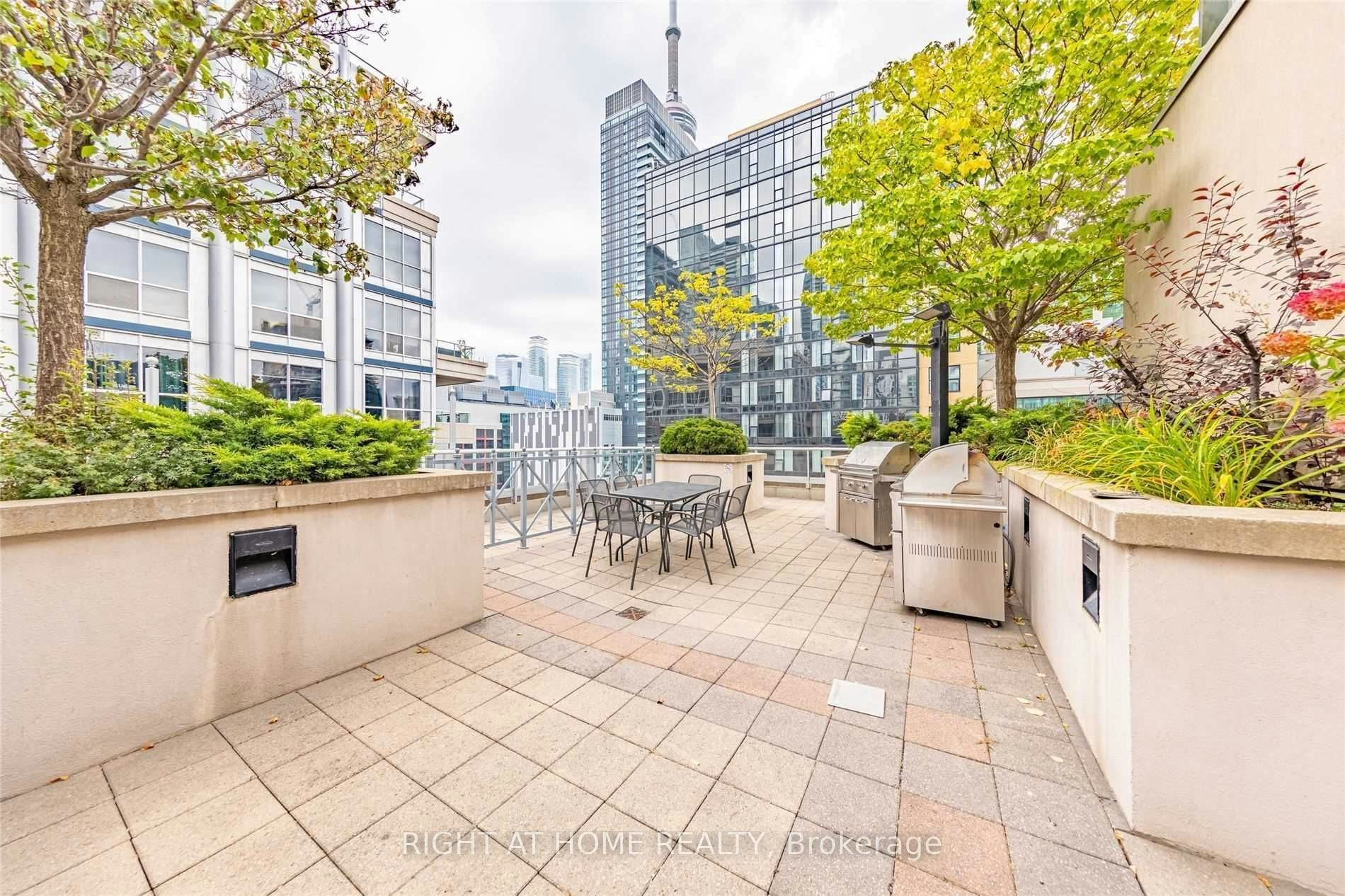608-270 Wellington Street W, Toronto, ON, M5V 3P5 - 23