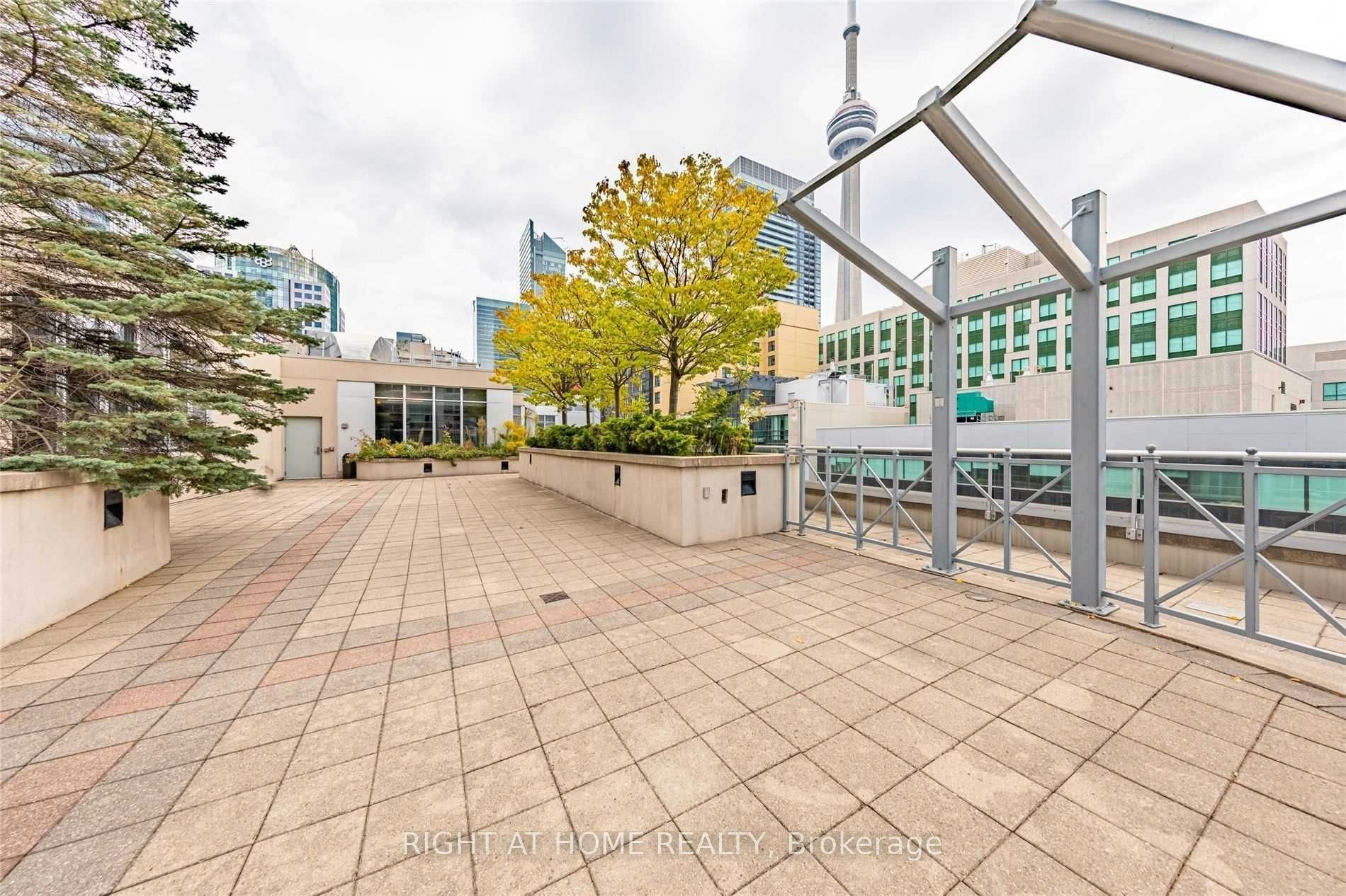 608-270 Wellington Street W, Toronto, ON, M5V 3P5 - 22