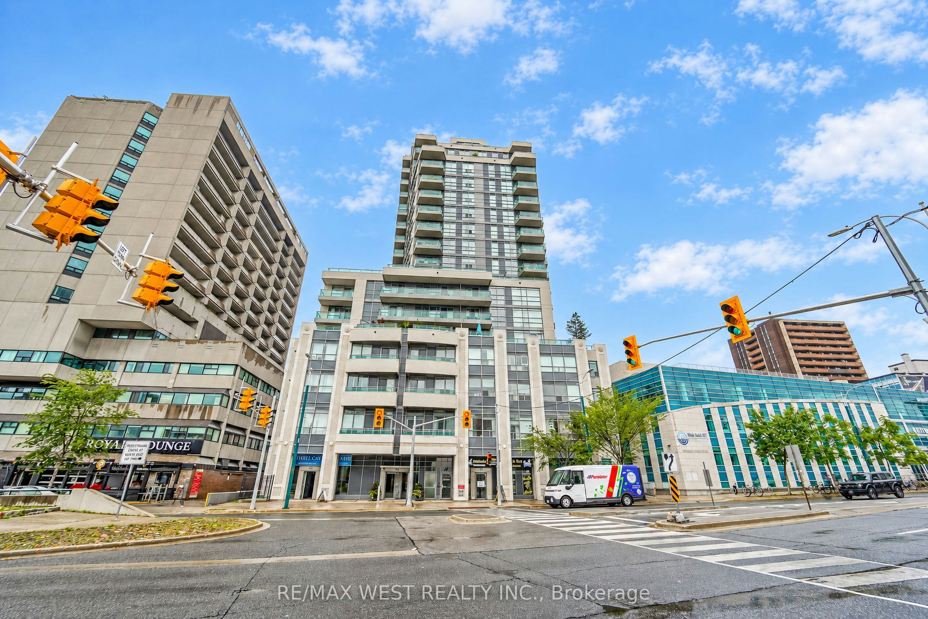 1211-736 Spadina Avenue, Toronto, ON, M5S 2J6