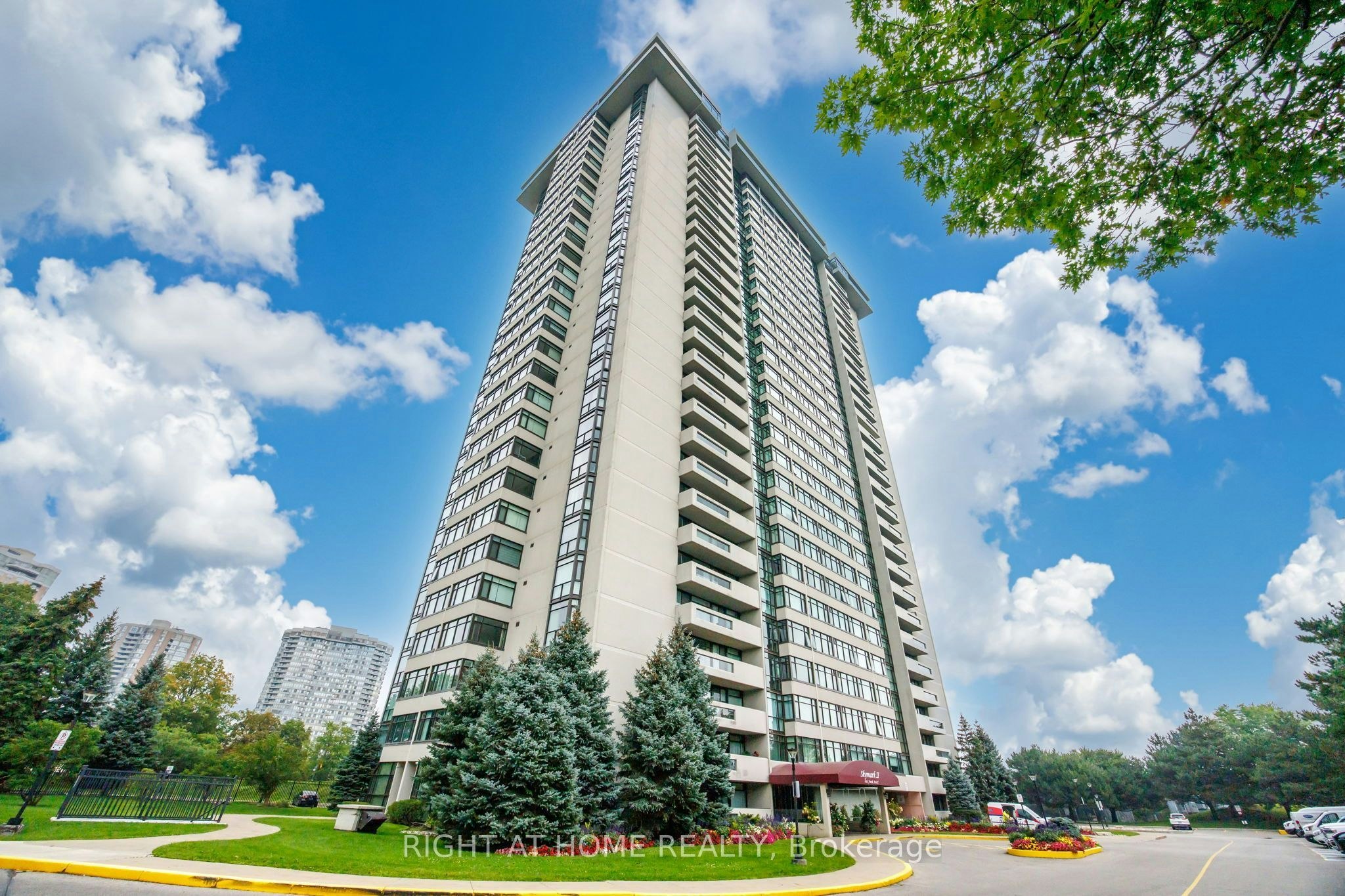 1904-1555 Finch Avenue S, Toronto, ON, M2J 4X9