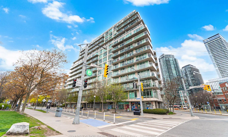 909-650 Queens Quay W