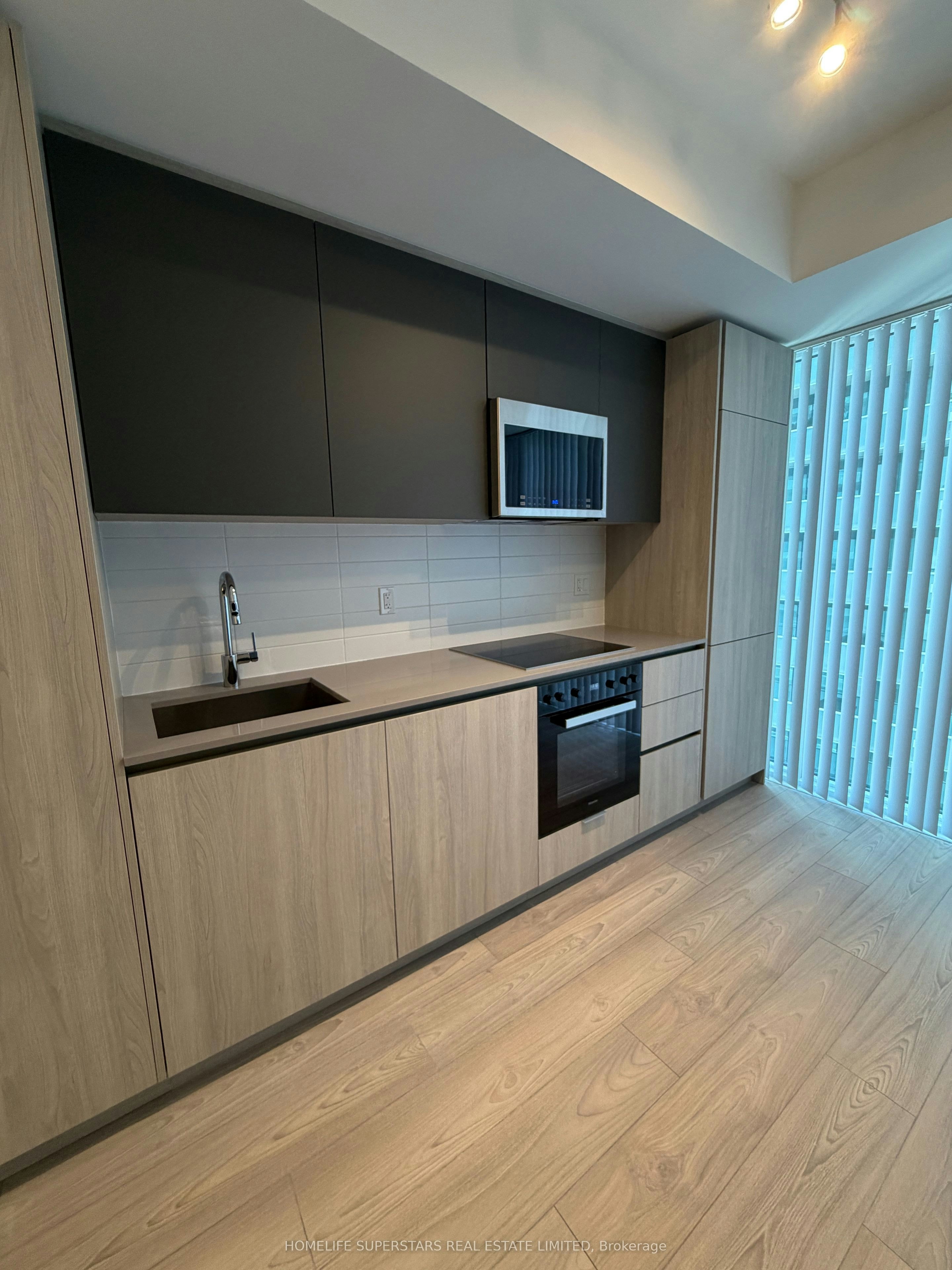 2202-400 King Street, Toronto, ON, M5V 1K2 - 5