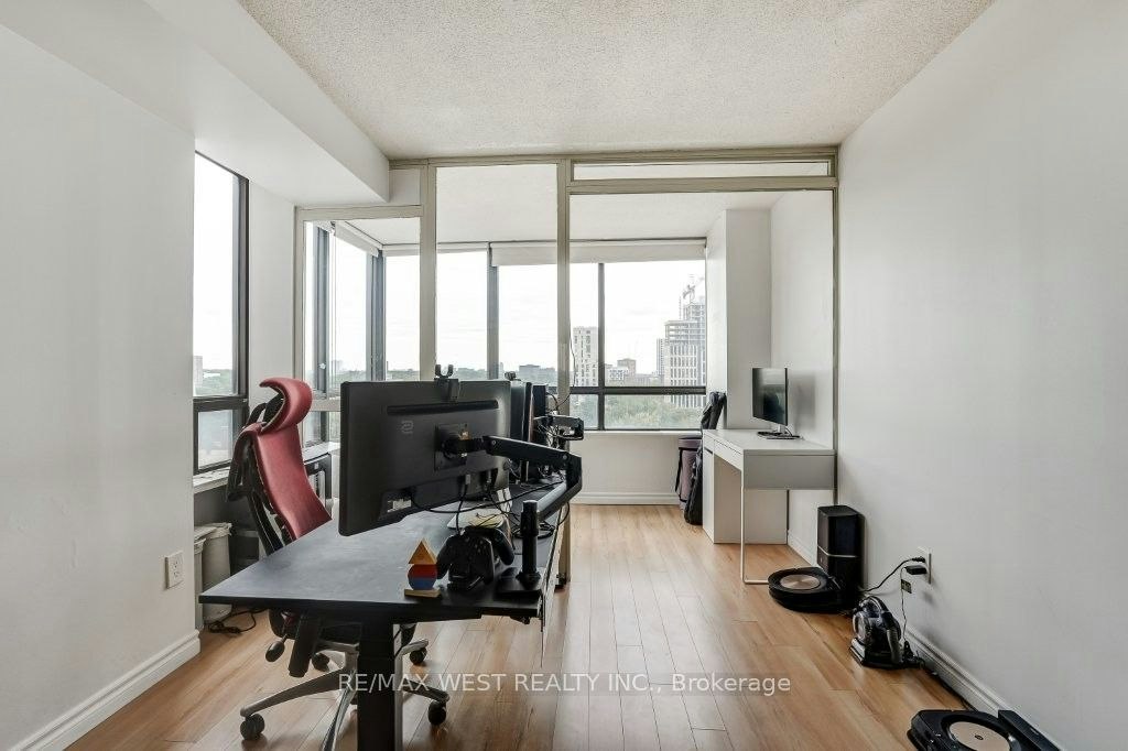 1103-117 Gerrard Street E, Toronto, ON, M5B 2L4 - 8
