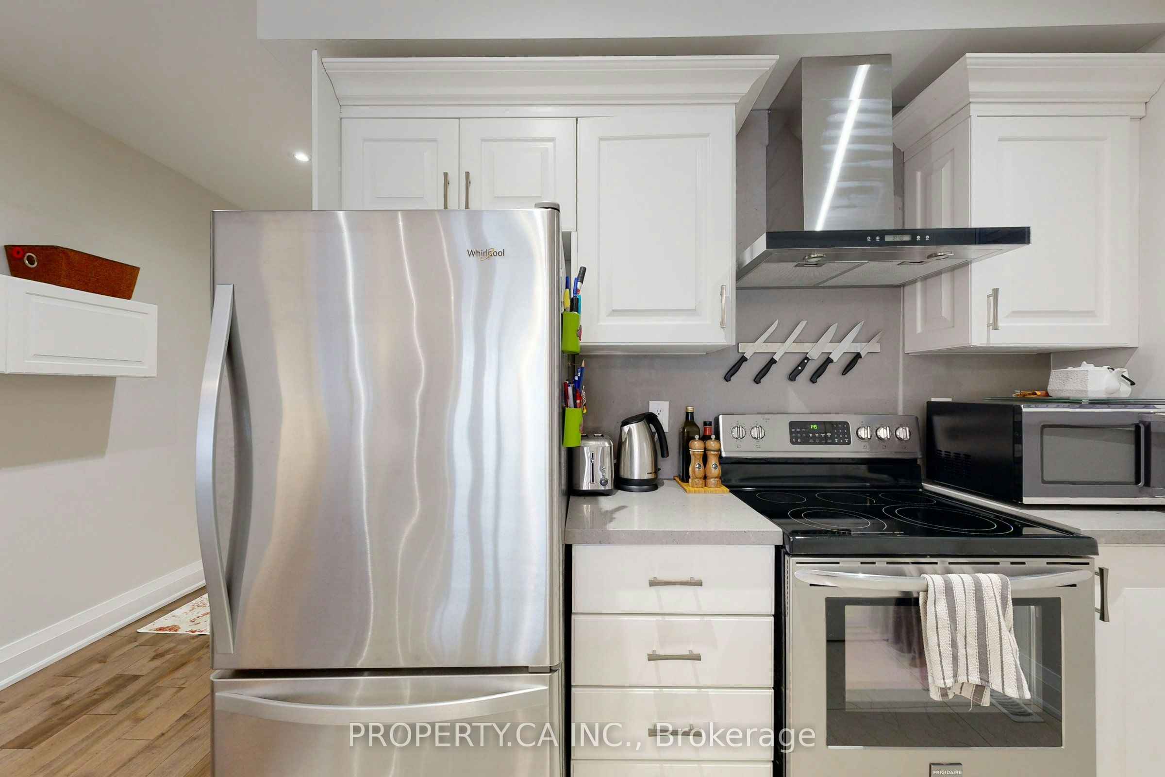 Main-635 Christie Street, Toronto, ON, M6G 3E6 - 5